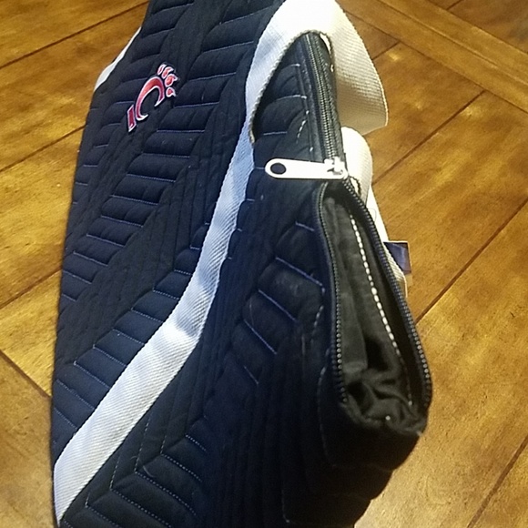 Cincinnati Quilted Large Tote Bag - Picture 6 of 8